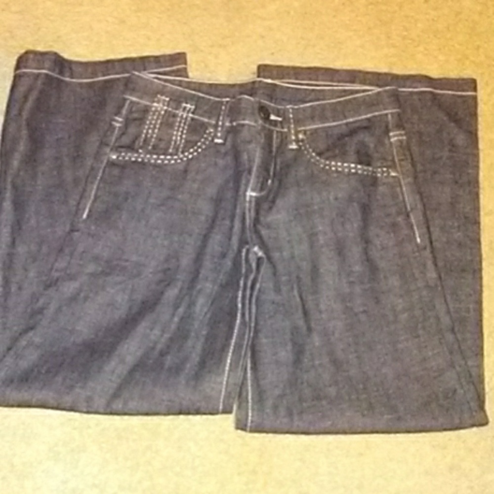 Bcbg urban womans flare capri  pant size 25